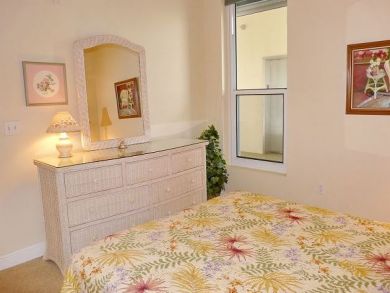 Queen Bedroom